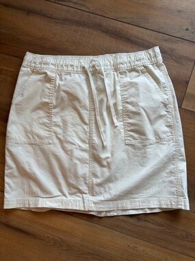 Duluth Trading Co. Women's Cream Skort
